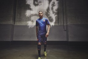 kaiyun(中国)官方网站-全运会最新形势：曼联高居榜首，上海申花强势追赶，冠军归属成迷