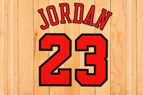 kaiyun(中国)官方网站-全锦赛抢七大战爆出冷门！AC米兰小胜莱比锡，争冠形势突变